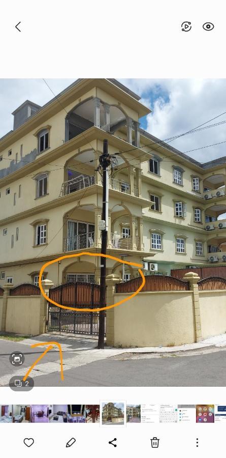 Rs Villas - Three Bedrooms Share Apartment With Private Room And Free Wifi And 100Mts To The Beach And Ac And 100Mts To Bus Stop And Pool Flic-en-Flacq Esterno foto